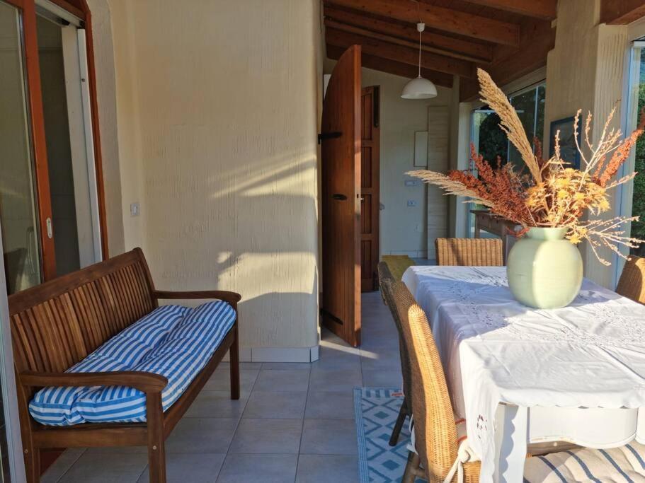 Villa Tea, Residenza Incantevole Con Giardino . Flumini di Quartu Exterior photo